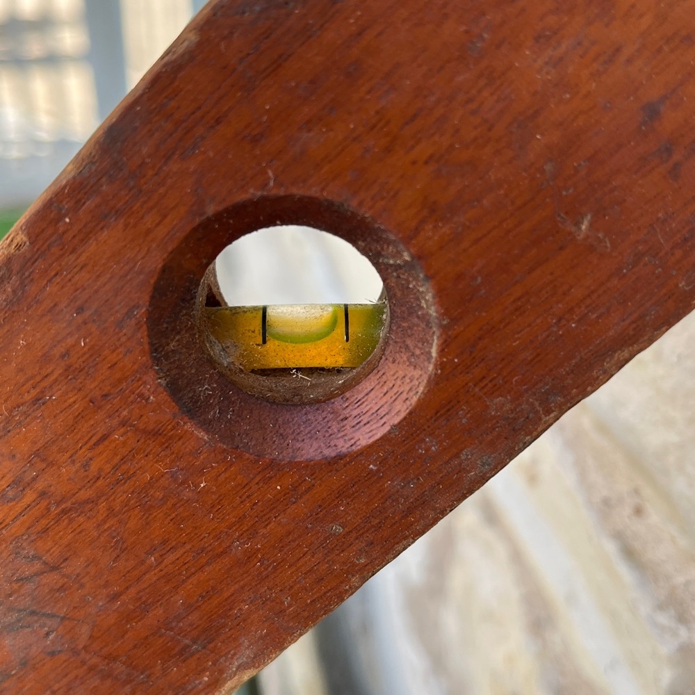 Early 1900s Wooden Level - Picture 6 of 9